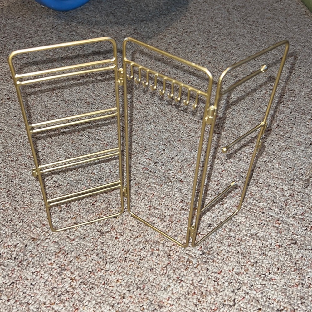 Jewelry holder